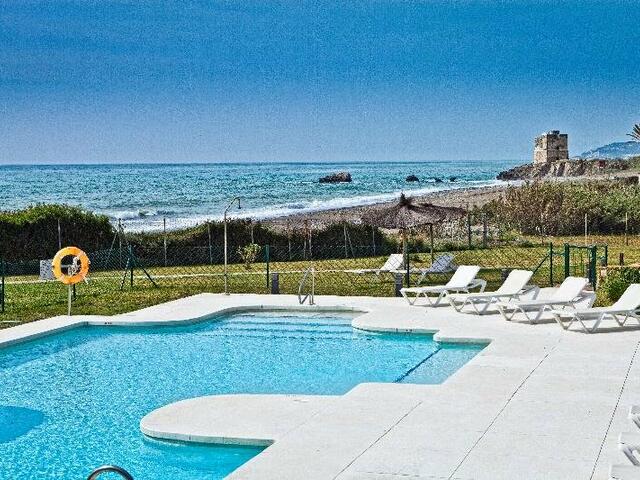 фото отеля Casares del Mar Luxury Apartments изображение №5
