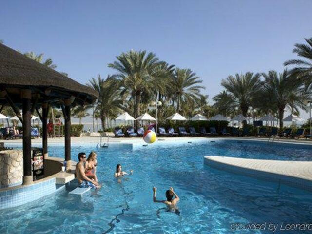 фотографии отеля JA Jebel Ali Beach Hotel изображение №11