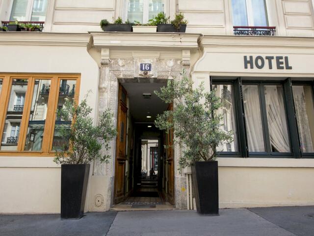 фото отеля Hôtel Montmartre изображение №1