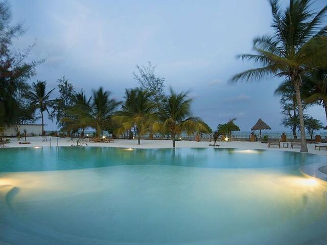 фотографии Ujamaa Beach Resort Zanzibar изображение №16