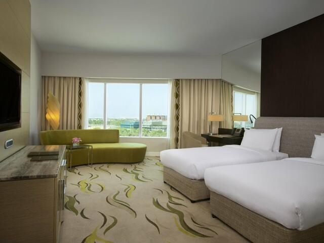фото отеля Hilton Capital Grand Abu Dhabi изображение №33