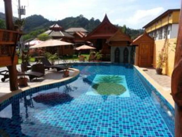 фото отеля Golden Teak Resort - Baan Sapparot изображение №13