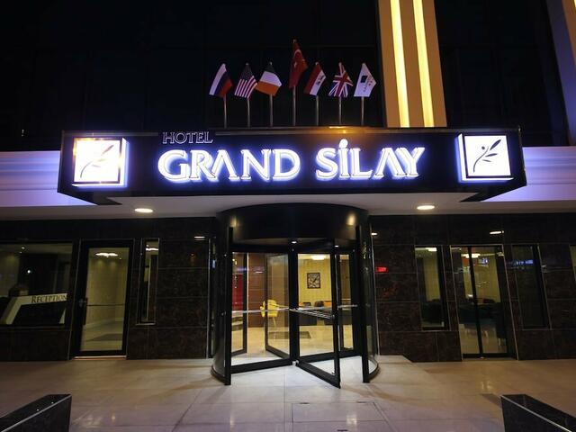 фото отеля Grand Silay Hotel изображение №1