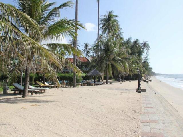 фотографии Dynasty Beach Resort - Hoang Trieu изображение №12