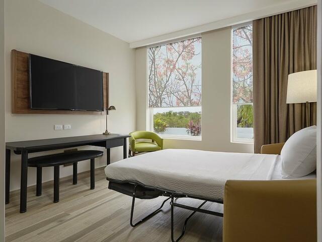 фото Fairfield Inn & Suites by Marriott Cancun Airport изображение №18