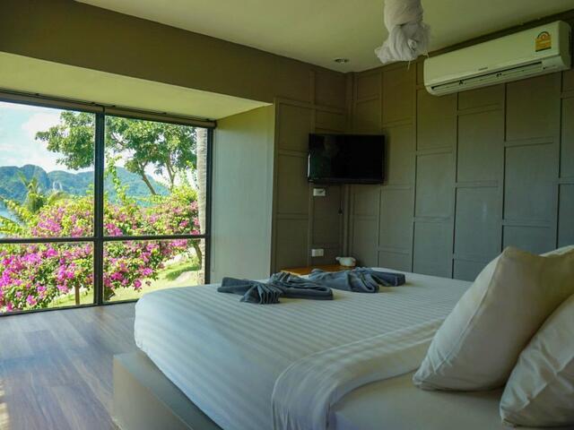 фотографии отеля HIP Seaview Resort at Phi Phi изображение №43