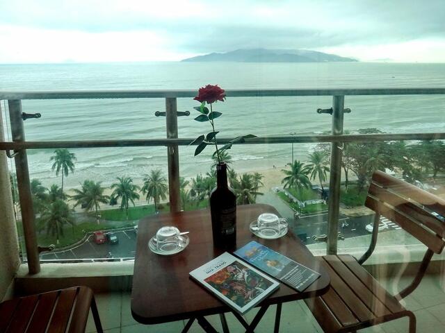 фото отеля Balcony Seaview Nha Trang Centre изображение №21
