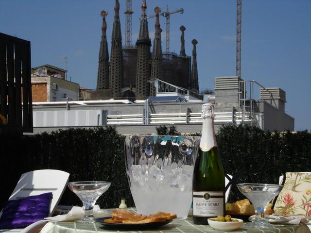 фото отеля Luxury Apartment Sagrada Familia изображение №9