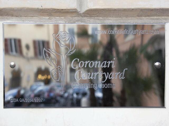 фото Coronari Courtyard изображение №10