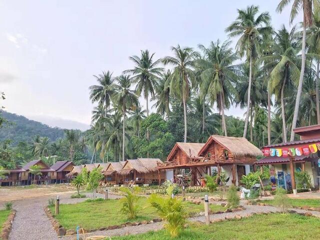 фото отеля Mook Anda Lanta Village изображение №5