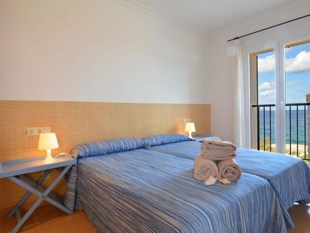 фотографии Luxurious Sea Front Villa in Mallorca изображение №20