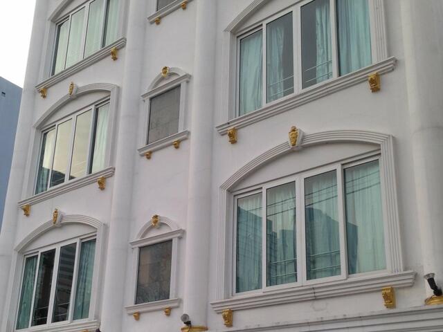 фото отеля Silom3 Apartment изображение №1