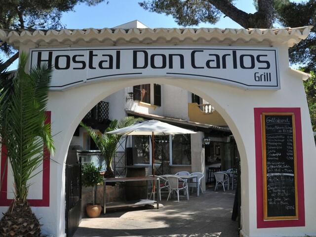 фото отеля Hostal Don Carlos изображение №1