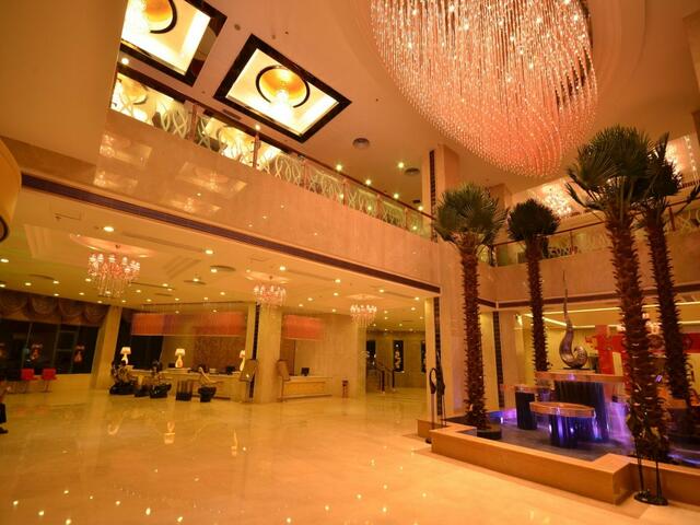 фото отеля Huangma Holiday Hotel изображение №1