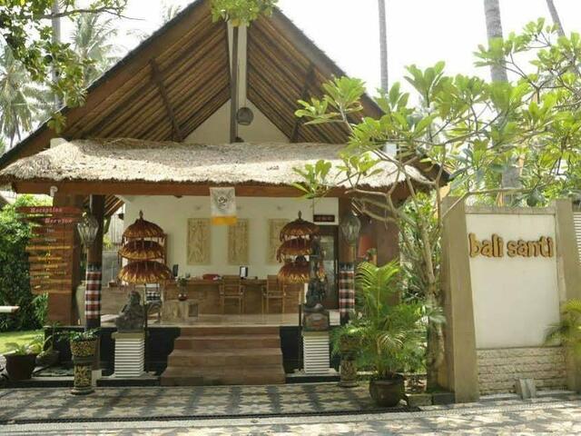 фото отеля Bali Santi Bungalows изображение №1