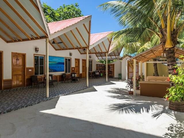 фото отеля Relax Residence Thoddoo Maldives изображение №1