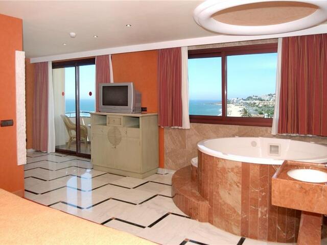 фото отеля VIK Gran Hotel Costa del Sol изображение №9