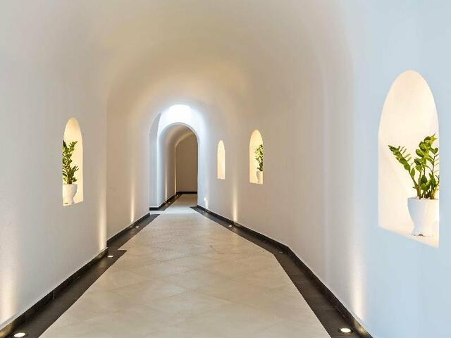 фото отеля Amber Light Villas Santorini изображение №17