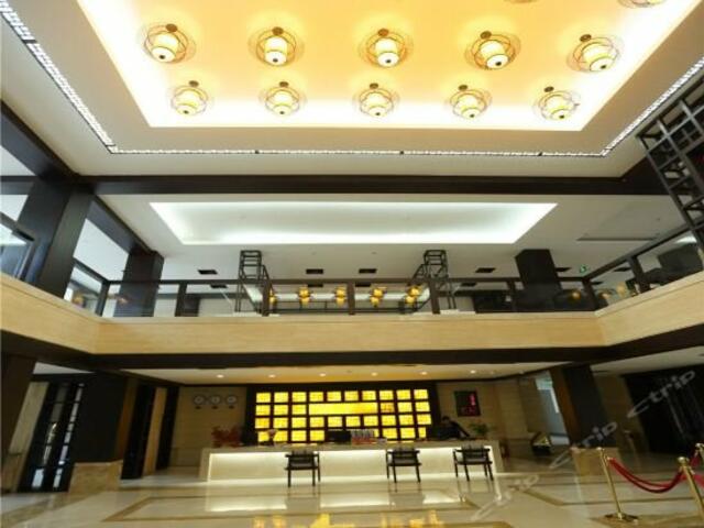 фото Nanwan Monkey Islet Tianlang Holiday Hotel изображение №14