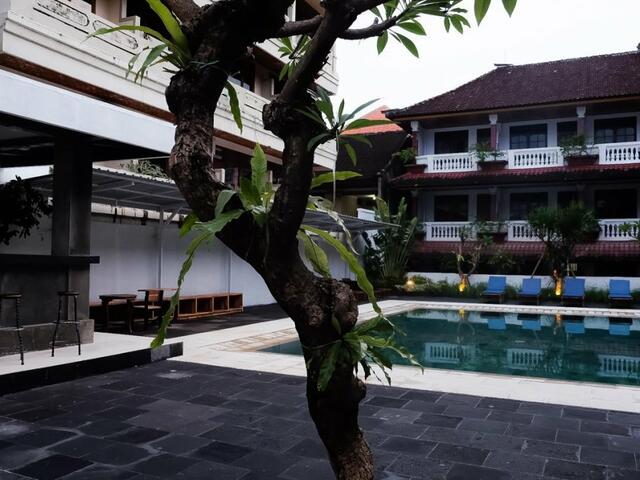 фото Palm Garden Kuta Hotel изображение №2