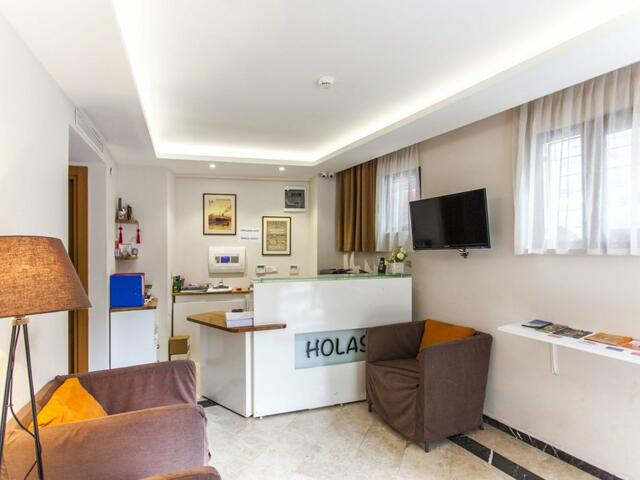 фотографии отеля Holas Apartments изображение №3