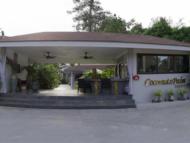 фотографии CoconutsPalm Resort изображение №16