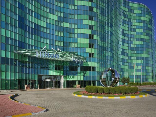 фото Hilton Capital Grand Abu Dhabi изображение №22