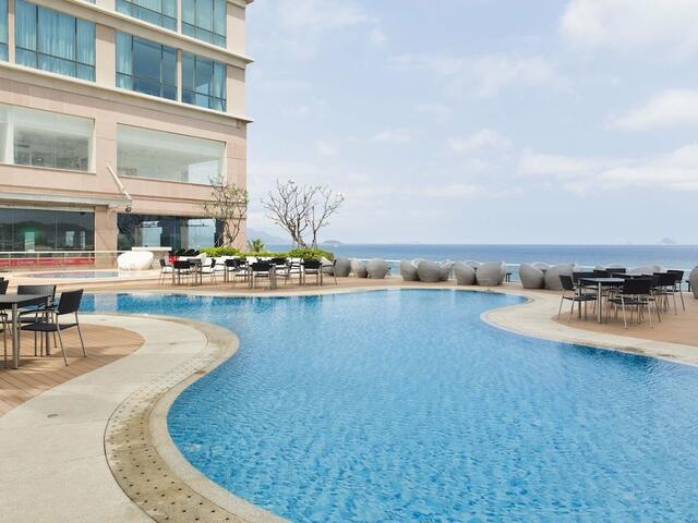 фото отеля Balcony Seaview Nha Trang Centre изображение №13