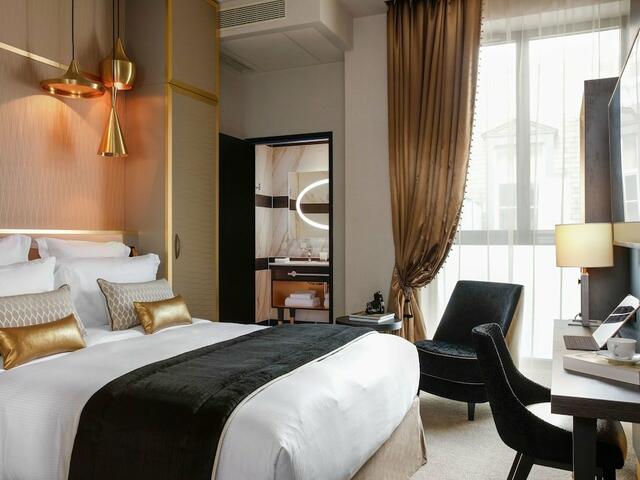 фото отеля Niepce Paris Hotel, Curio Collection by Hilton изображение №29