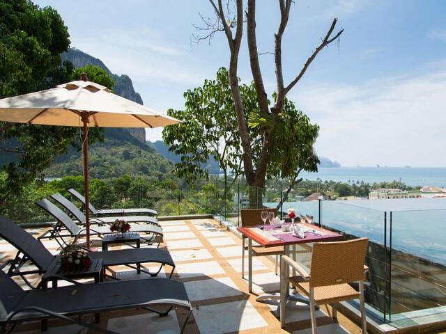 фото отеля Aonang Cliff Beach Suites and Villas изображение №17