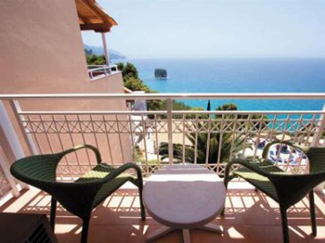 фото отеля Ambiente Palace Hotel Corfu изображение №9