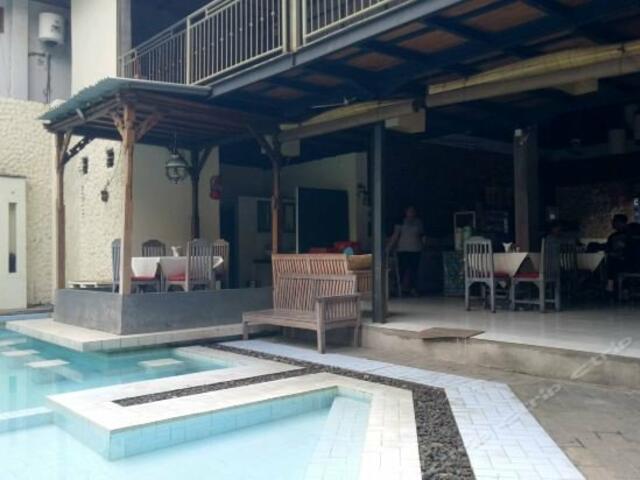 фото Taman Sari Beach Inn & Hostel изображение №10