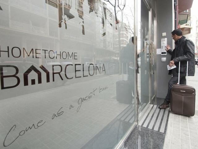 фотографии отеля Home To Home Barcelona изображение №11