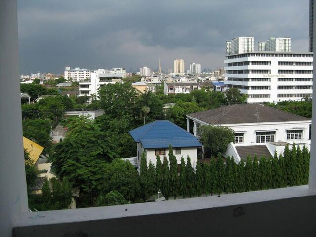 фото отеля Komol Residence Bangkok изображение №29