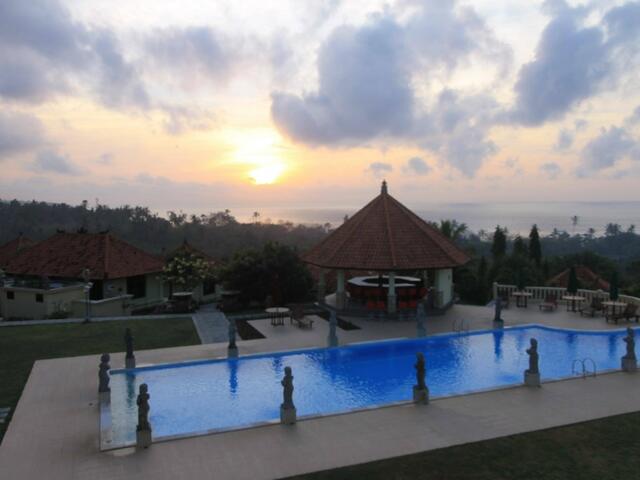 фото отеля Taman Surgawi Resort & Spa изображение №17