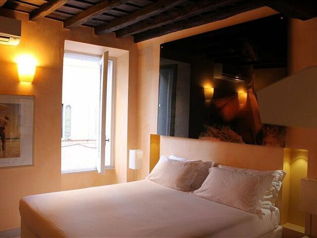 фото отеля BDB Luxury Rooms Spagna изображение №1