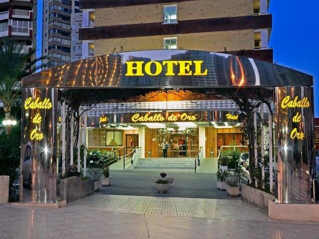 фото отеля Hotel Caballo de Oro изображение №1