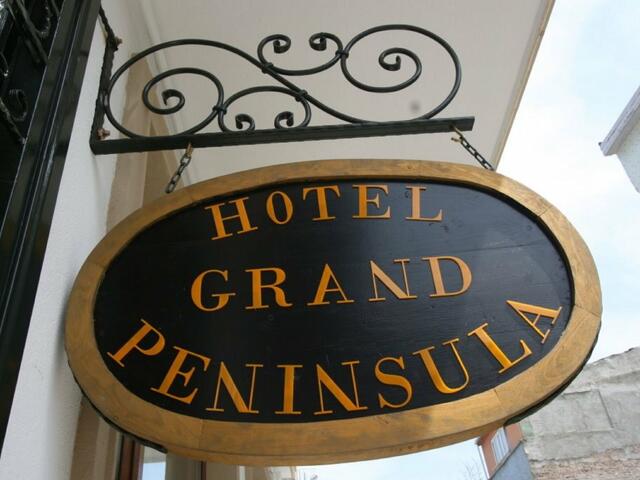 фото Grand Peninsula Hotel изображение №2