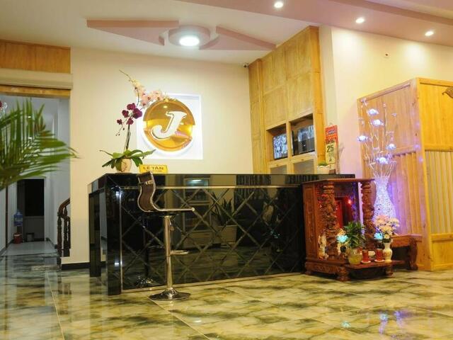 фото отеля Jiny Tran Hotel изображение №21