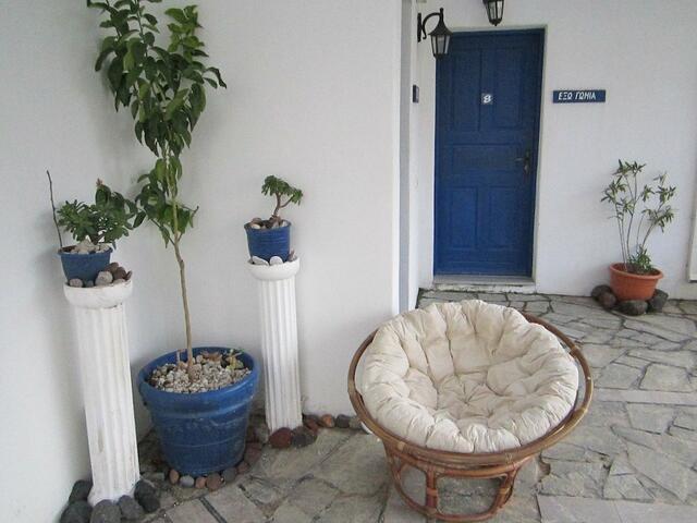 фото отеля Santorini Breeze изображение №1