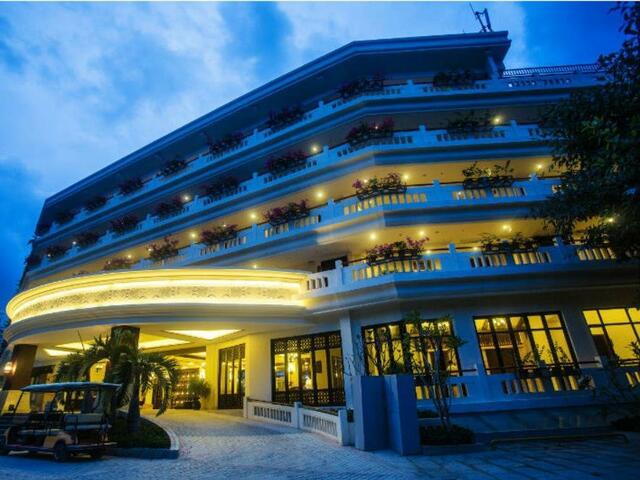 фото отеля Yuhuayuan Sea View Hotel изображение №1