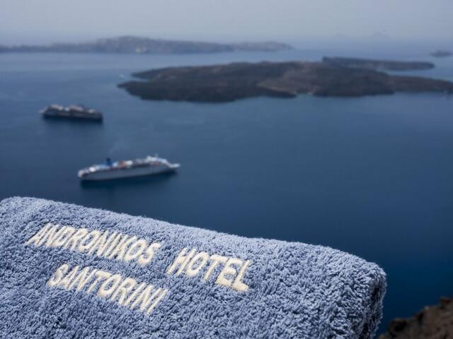 фото отеля Andronikos Santorini изображение №5