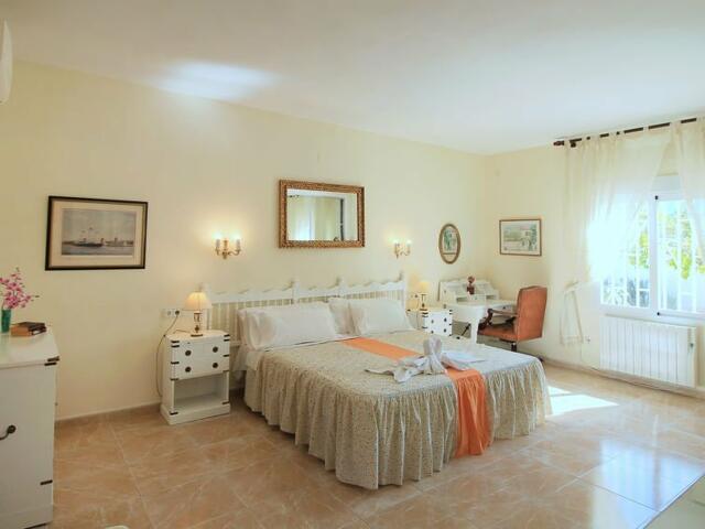 фото отеля Casa Sandra - Three Bedroom изображение №1