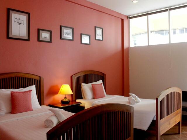 фото Feung Nakorn Balcony Rooms and Cafe изображение №50