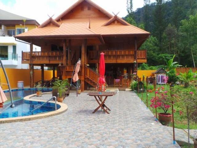 фото отеля Golden Teak Resort - Baan Sapparot изображение №9