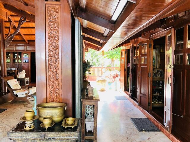 фото отеля Baan Sangpathum Villa изображение №1