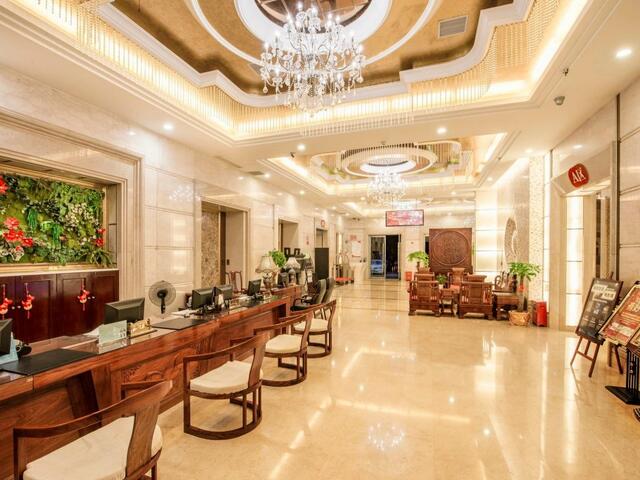 фотографии отеля Haikou Baofa Shengyi Hotel изображение №19
