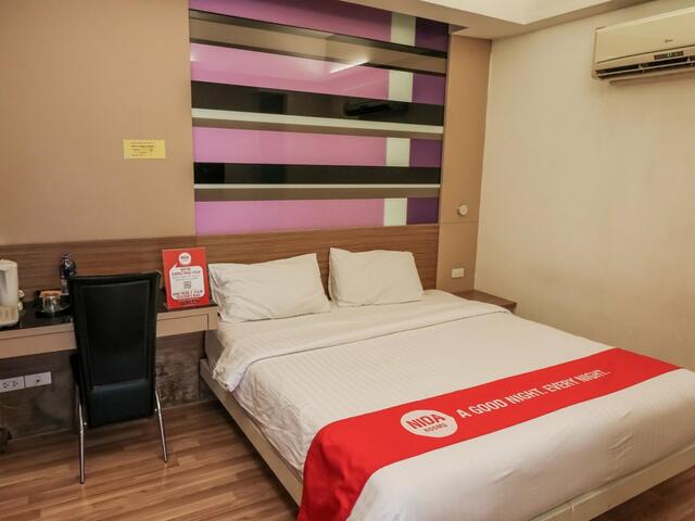 фото отеля NIDA Rooms Khlong Toei 390 Sky Train изображение №1