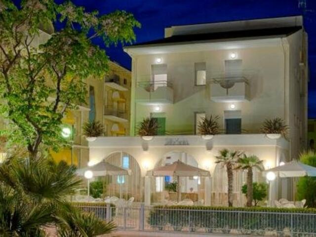 фото отеля Hotel Villa Esedra изображение №1