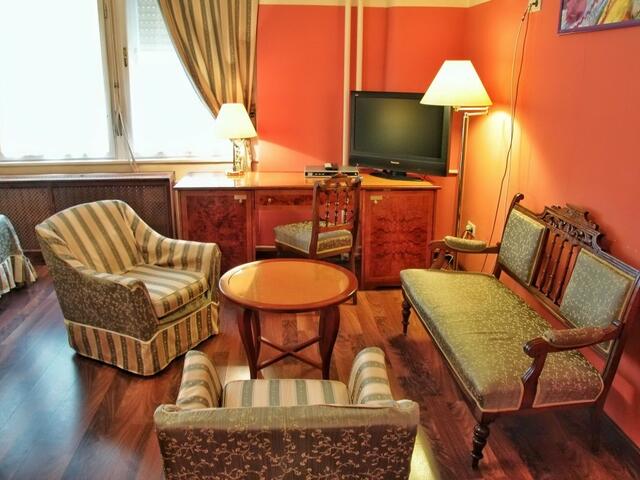 фото отеля Evergreen Budapest Bed & Breakfast and Guest House изображение №17
